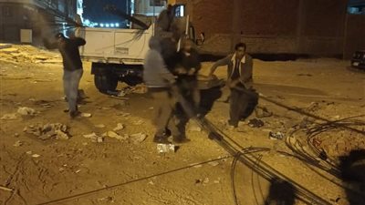 رئاسة حي عتاقة بالسويس توقف أعمال بناء مخالفة تجري في فترة المساء 