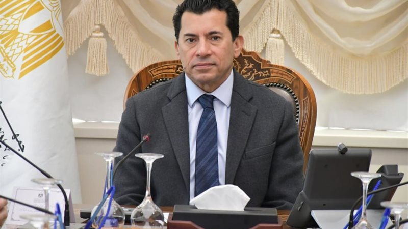 الدكتور أشرف صبحي،