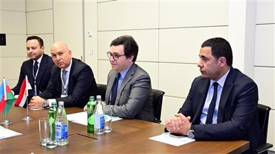 وزير الثقافة يلتقي نظيره الأذربيجاني لبحث آليات تعزيز التعاون الثقافي