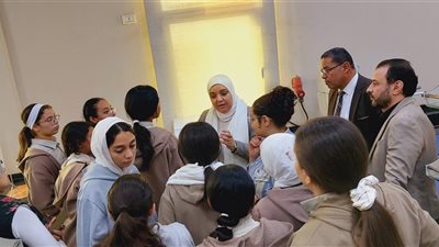 زيارة علمية لطلاب الإعدادى والثانوى لمعهد النباتات الطبية والعطرية ببني سويف