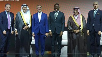 الخطيب: التحولات الاقتصادية بمصر والسعودية تمثل أساسًا لبناء شراكات استثمارية