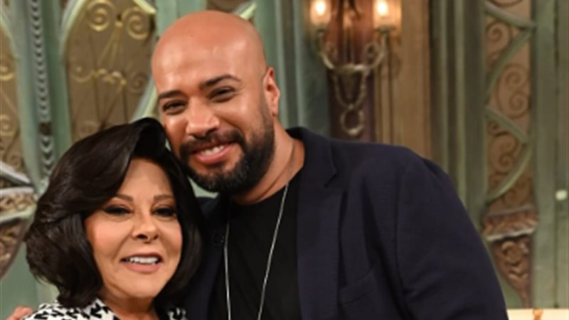 إسعاد يونس وحاتم