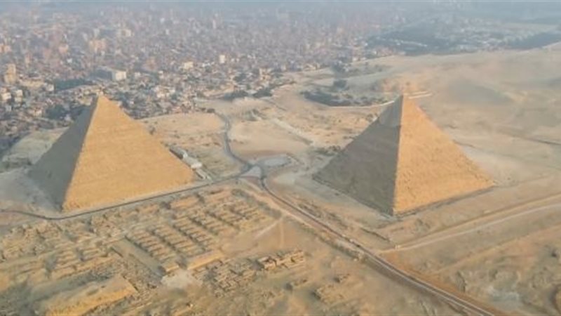الأهرامات