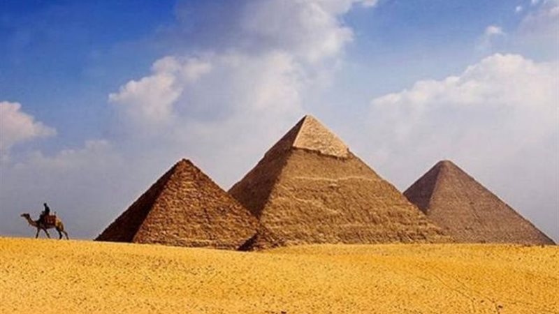 أهرامات الجيزة