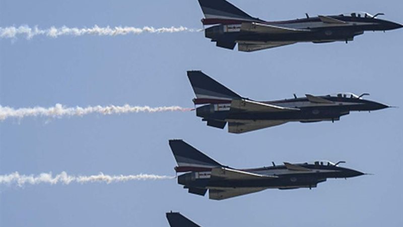 طائرات روسية وصينية