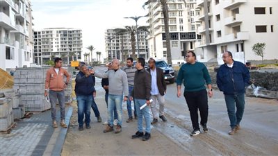 مساعد هيئة قطاع التنمية يتابع أعمال التنفيذ بمشروعات العلمين الجديدة