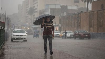 «رجعت الشتوية».. الأرصاد تحذر من برودة ليلية وأمطار على السواحل 