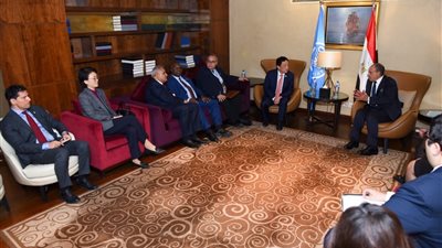 - وزير الخارجية يلتقي مدير عام منظمة (الفاو) للأمم المتحدة