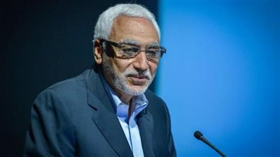 من رئيسًا لقسم للفائز بجائزة نوابغ العرب.. من هو البروفيسور عباس الجمل؟