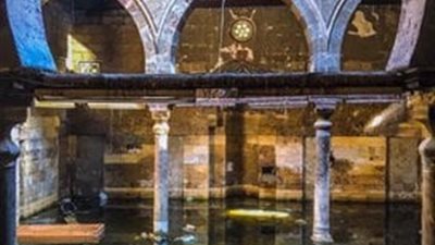 بعد التدخل العاجل لحمايته ..تعرف على تاريخ  مسجد سيدي مدين الأثري 