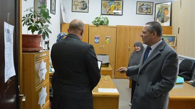 رئيس جامعة دمياط يتفقد كلية الآثار والمركز المهني لتطوير المهارات الطلابية