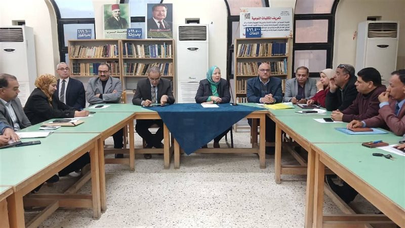 جانب من اجتماعات