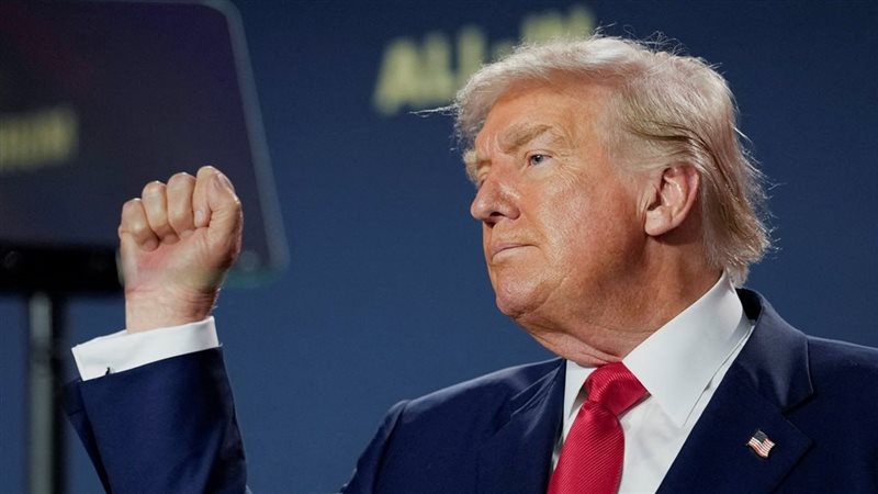 الرئيس الأمريكي دونالد