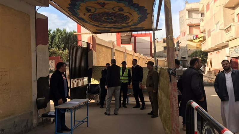 فتح أبواب لجان إعادة