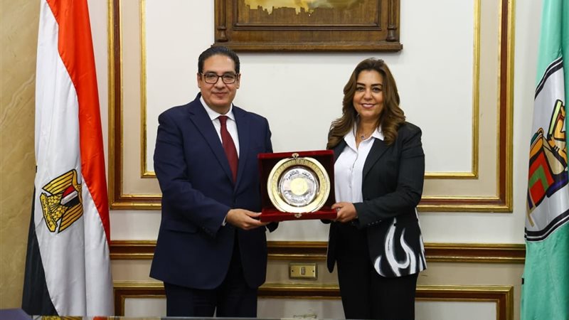 جانب من الزيارة