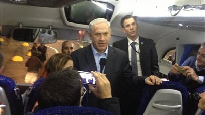 للمرة الثانية.. نتنياهو يرفض وجود الصحفيين في طائرته خلال زيارته مع ترامب