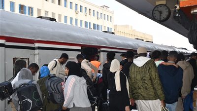 عودة 35 ألف سوادني من خلال 37 رحلة عبر خطوط سكك حديد مصر 