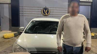 سيارة شراء أصوات الناخبين بحوش عيسى تسقط فى قبضة الامن 