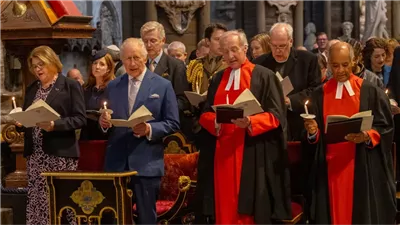 الملك تشارلز الثالث يشارك  في قداس احتفالي بكنيسة وستمنستر