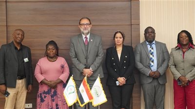 لقاء ثنائي بين رئيس هيئة سلامة الغذاء ونظيرته الليبيرية على هامش منتدى AFRAF 