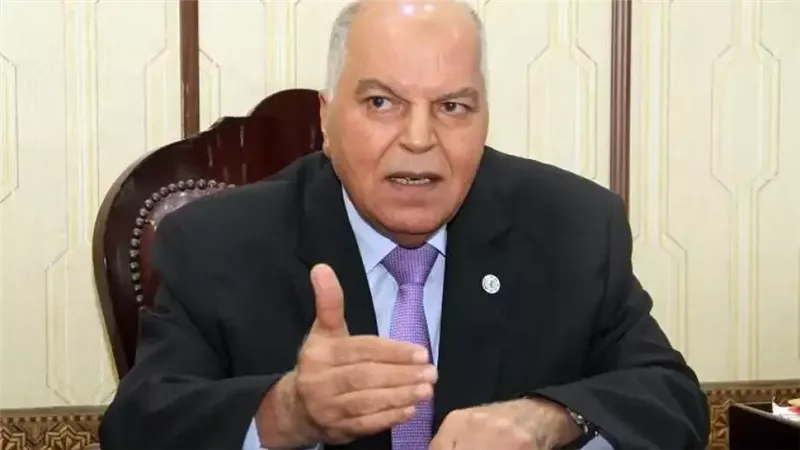 خلف الزناتي نقيب