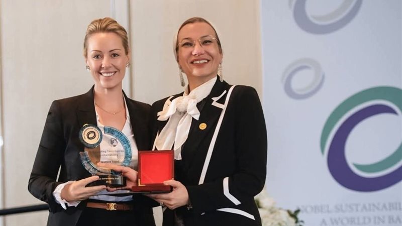 “القومي للمرأة” يهنئ