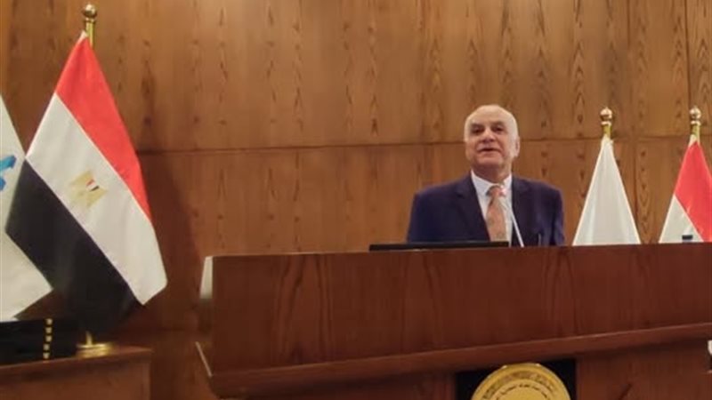  اكرم الشافعي