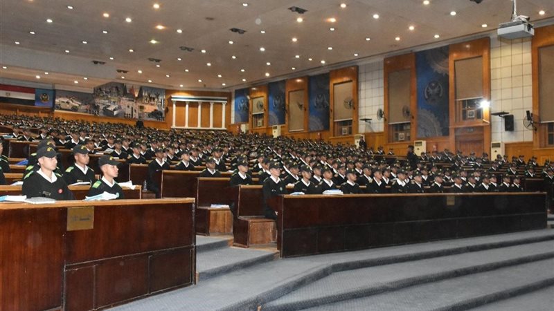 تنظيم محاضرتين للاحتفال