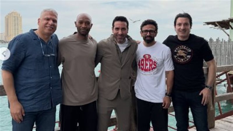 محمود فايز يلتقي