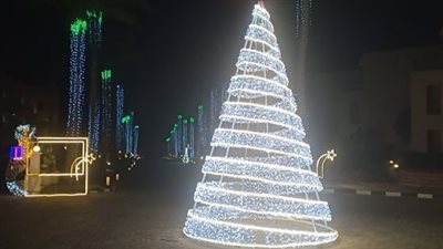 مصر تتألق بالكريسماس ورأس السنة.. مدن سياحية في عرس مبهر|فيديو