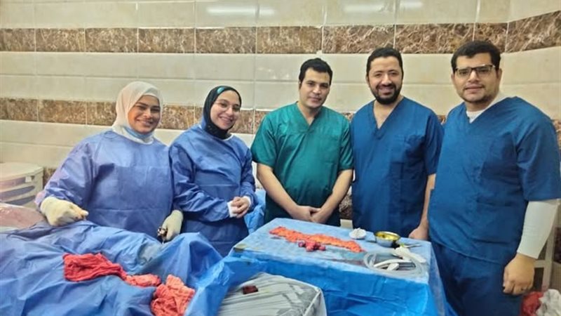 بعض أعضاء الفريق