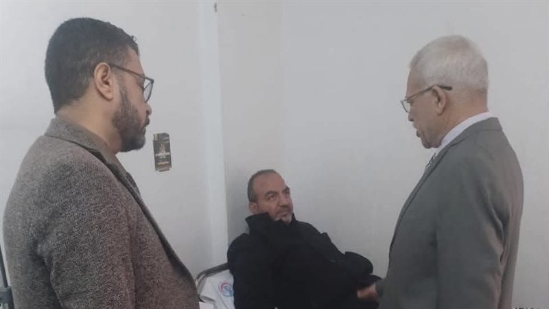 أيمن موسى يزور معلم