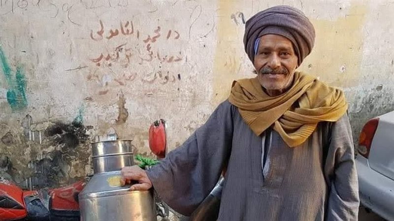 عم حسين أقدم بائع