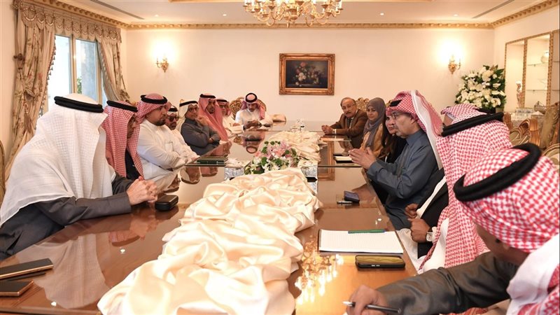 لقاء السفير السعودي