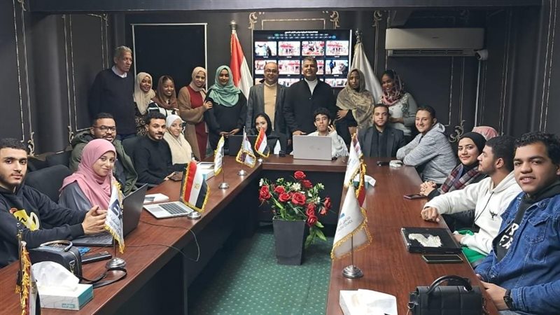 جانب من المتابعة