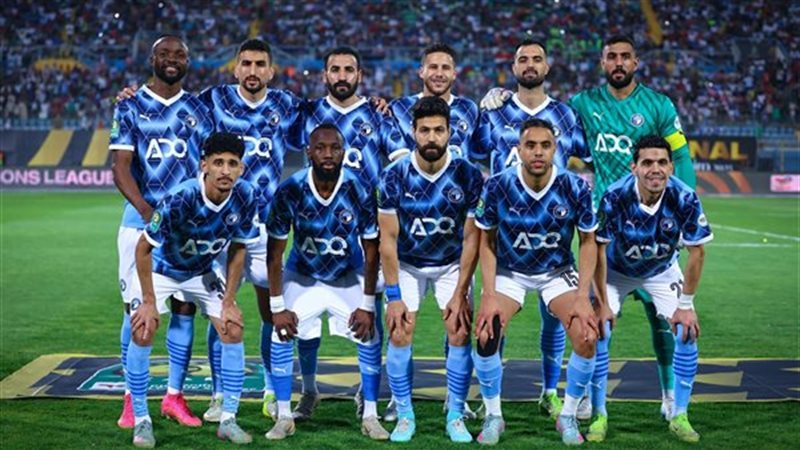 فريق بيراميدز 
