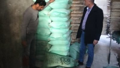 قبل بيعها في السوق السوداء.. ضبط 10 أجولة دقيق بلدي مدعم بمركز ناصر