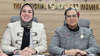 المستشارة أمل عمار تتفقد سير العملية الانتخابية من داخل الغرفة المركزية للمجلس