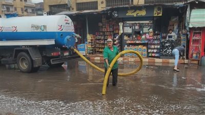 محافظ الغربية يتابع كسح مياه الأمطار ويؤكد الأعمال مستمرة دون توقف بالمراكز