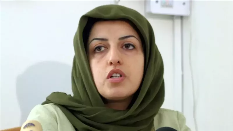 الناشطة الإيرانية