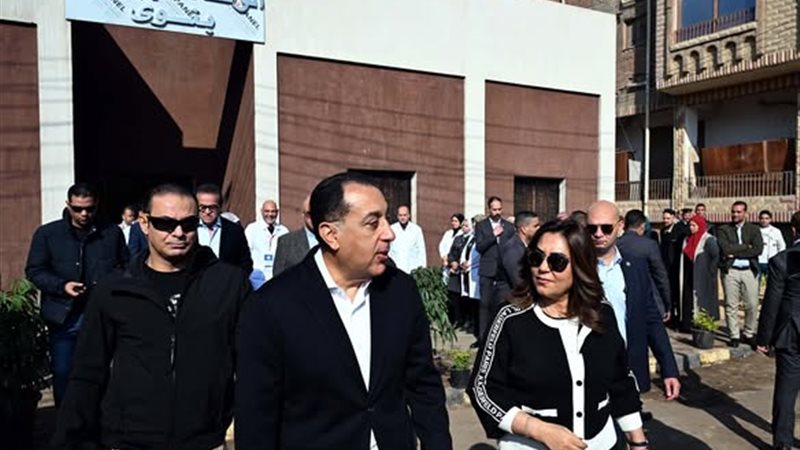 رئيس الوزراء يتفقد