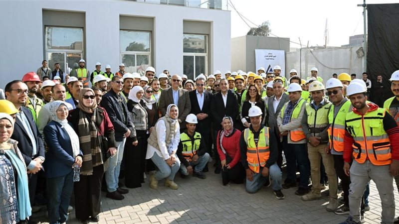 رئيس الوزراء يتفقد