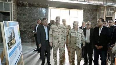 رئيس الوزراء يتفقد مشروع إنشاء مستشفى التأمين الصحي الجديد بالعاصمة الإدارية 