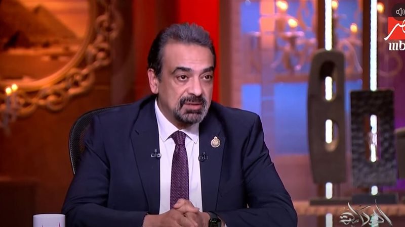 الدكتور حسام عبدالغفار