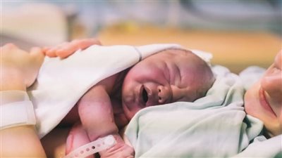 تعرفي على كل تفاصيل المخاض والولادة لتجربة أكثر أمان وراحة 	