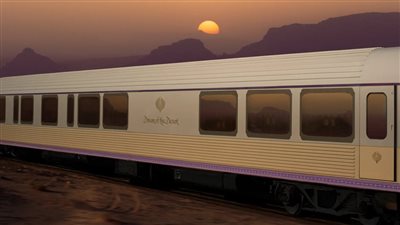 رحلات ملكية.. تفاصيل قطار حلم الصحراء في السعودية 2026 (المسار وسعر التذكرة)