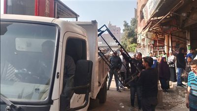 محافظة الجيزة: حملات دورية لرفع الإشغالات من الطرق العامة بعدد من الأحياء |صور