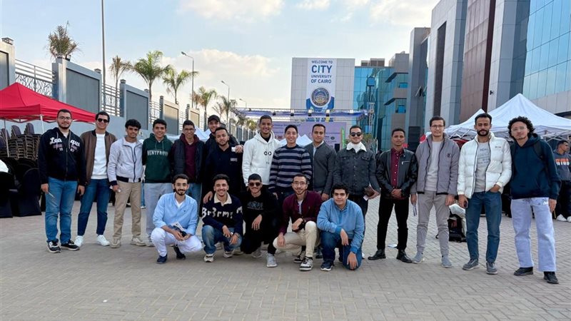 طلاب كلية الحاسبات