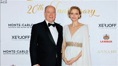 الأميرة شارلين بإطلالة ساحرة من مجموعة جيني بيكهام 