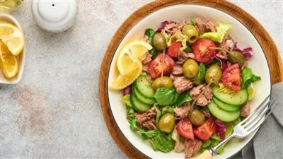 سلطة تونة دايت في 10 دقائق.. طعم شهي وسعرات حرارية قليلة 	